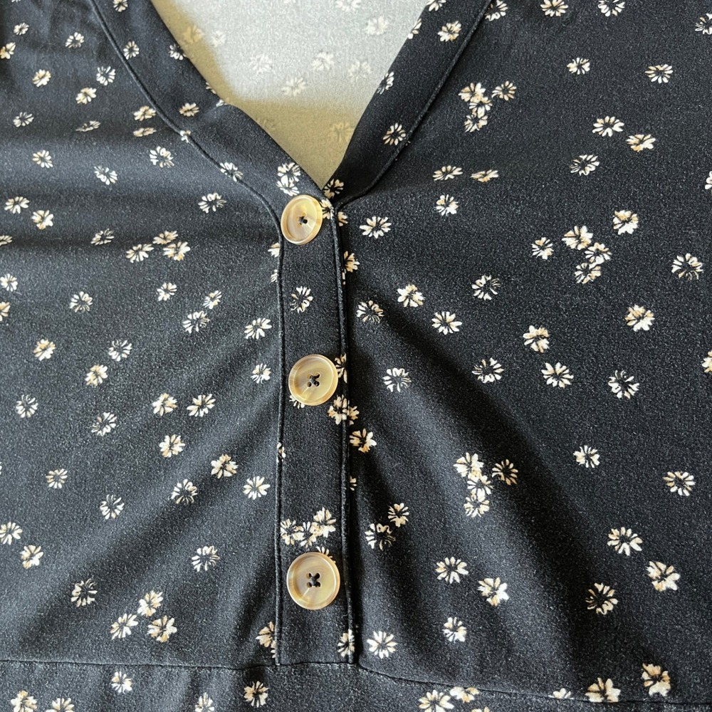 Womens Arizona XXL Black Floral V-Neck Long Sleeve Dress - Picture 6 of 8